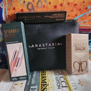 Anastasia Beverly Hills Beauty Bundle